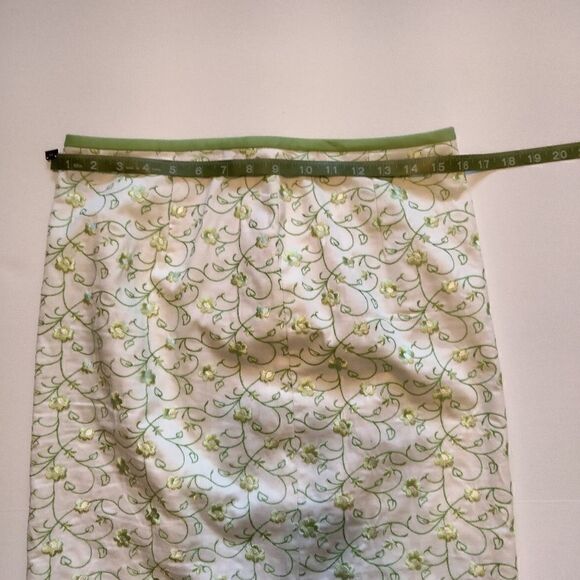 Peck & Peck Flowered Preppy Skirt - Picture 6 of 7